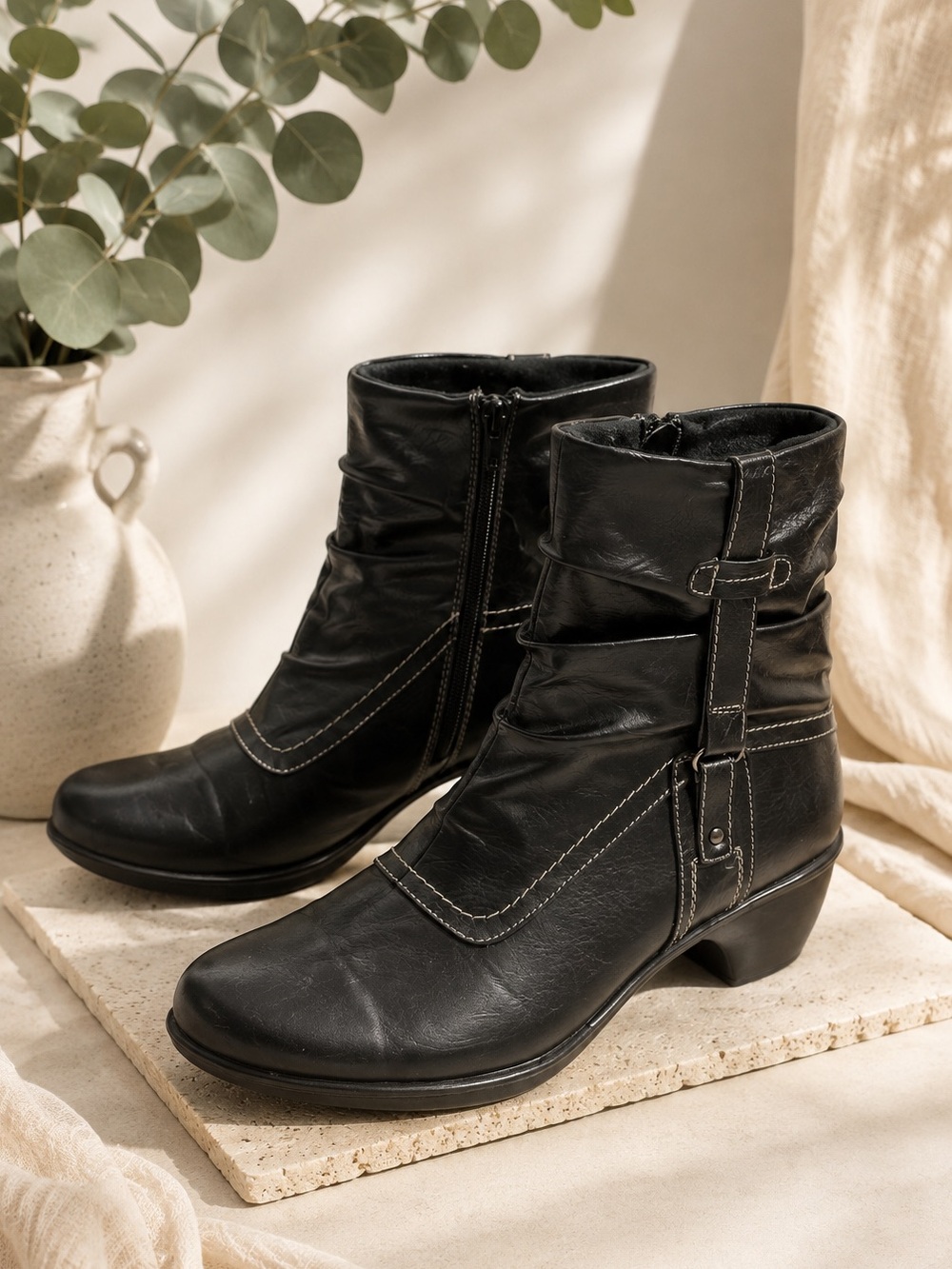 Jasmin women’s low heeled ankle boots 10 wide